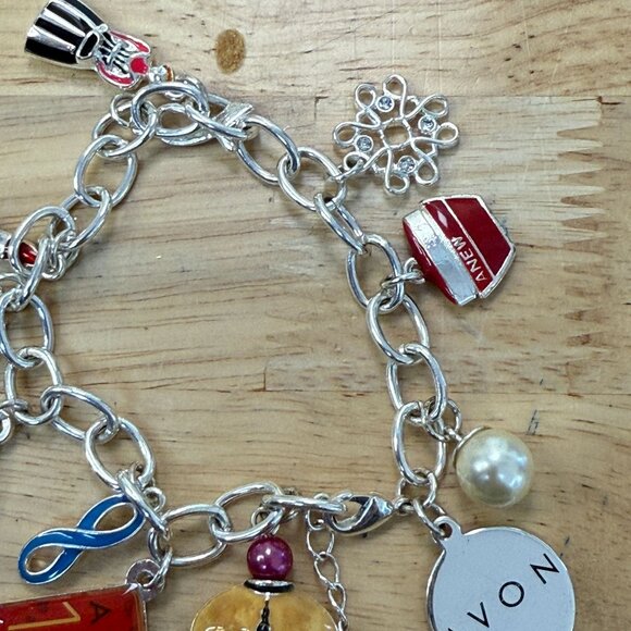 Avon Charm Bracelet Silver Tone, Glam, Fashion, Makeup, Cosmetics, Unique, Y2K - Picture 11 of 16